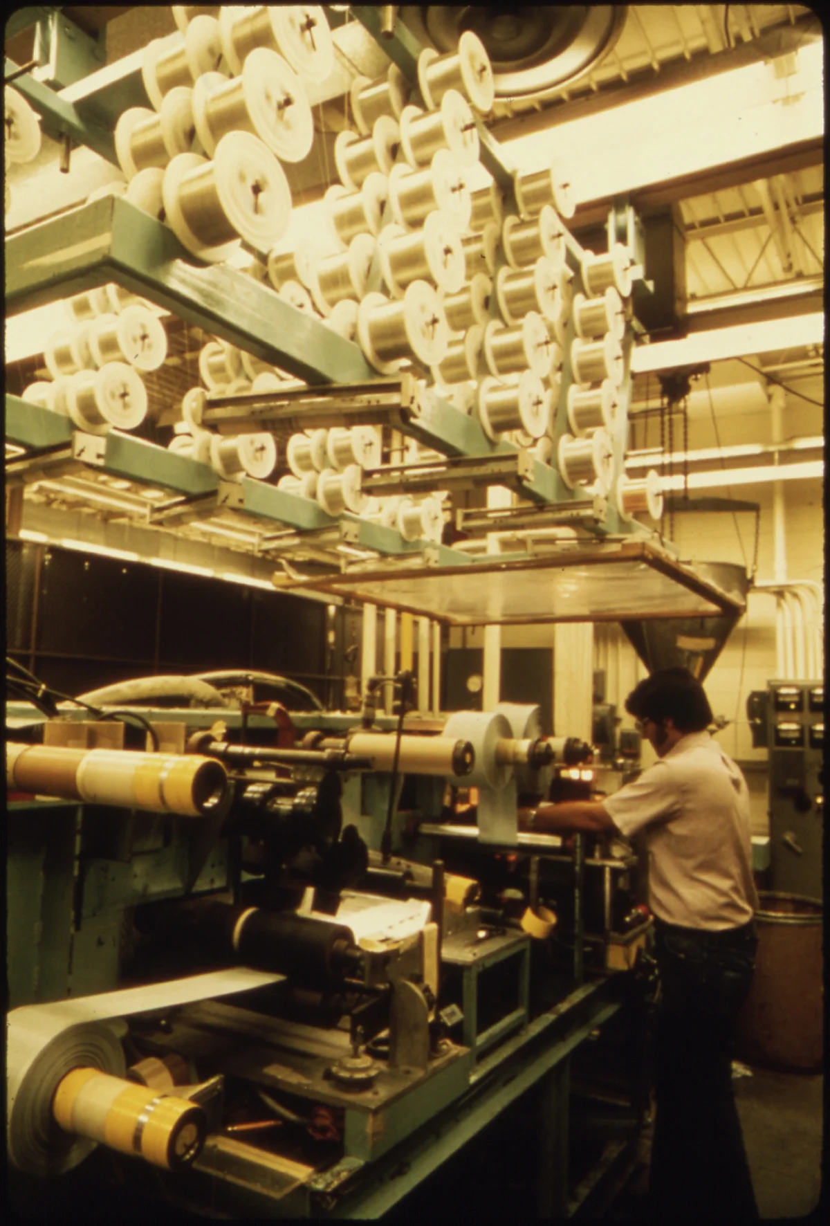 FRP vs. Steel Grating: Choosing the Right Material for Your Application
